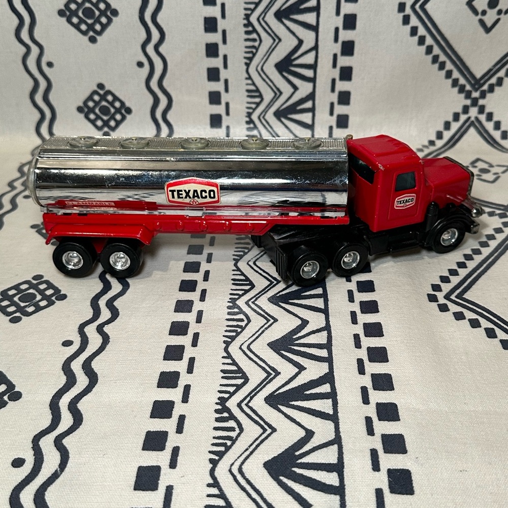 Used Buddy L Plastic Texaco‎ Tractor Trailer Fuel Tanker  1980’s